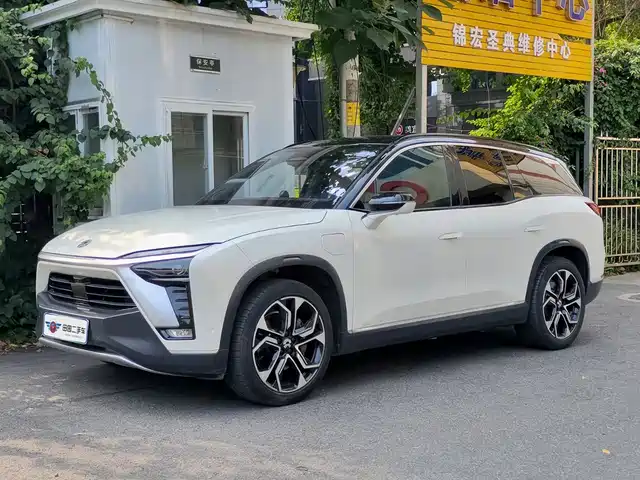 2022 Nio ES8