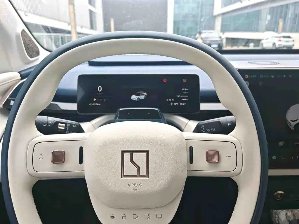 Zeekr X 2025 мест