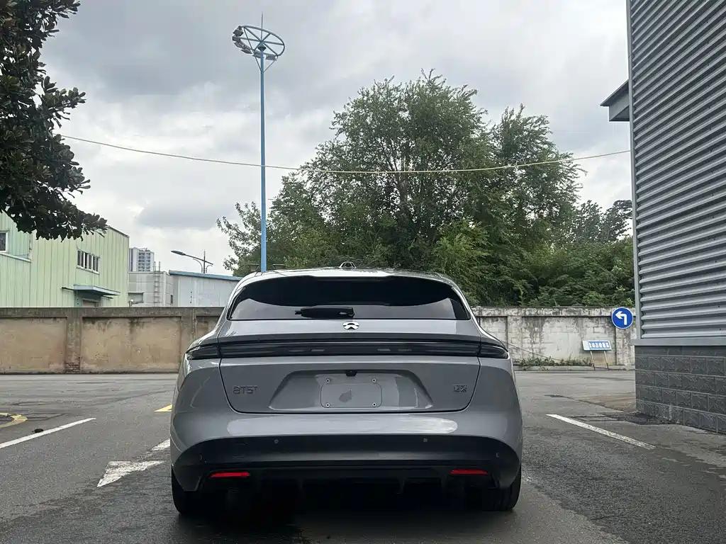 NIO ET5T — миниатюра 4