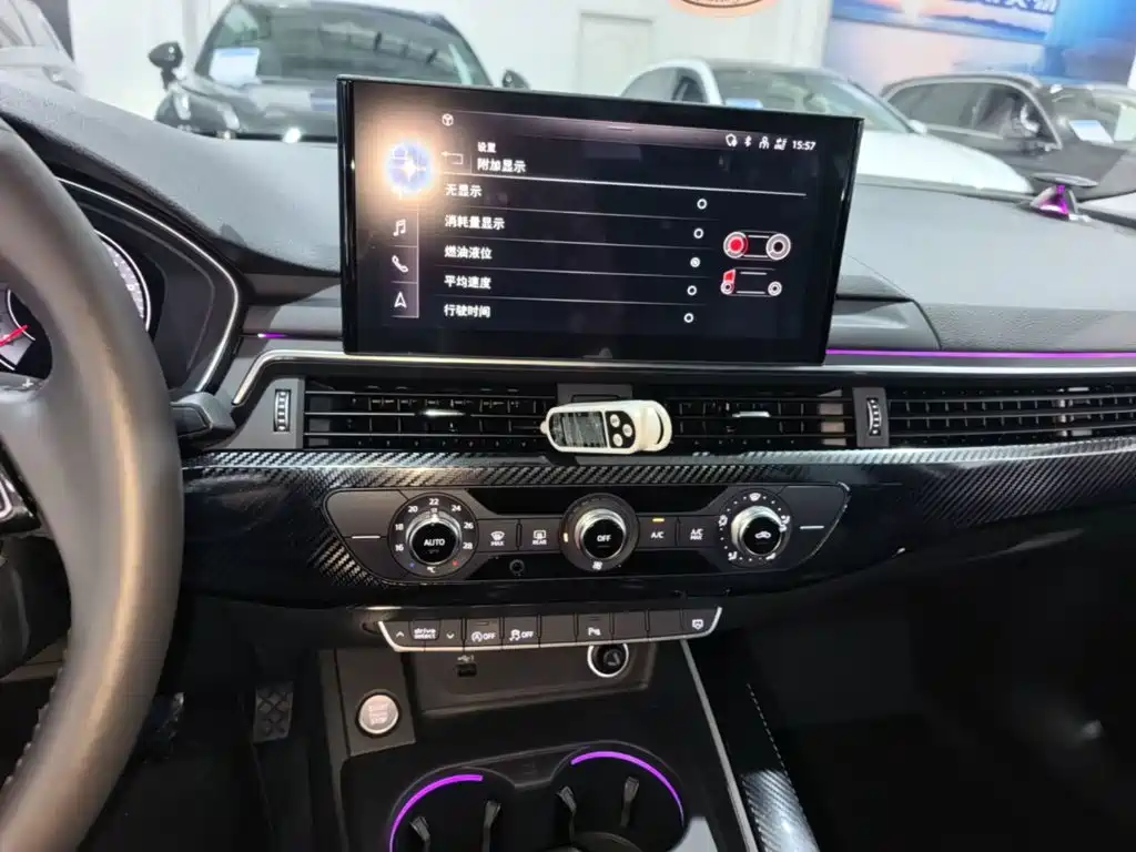 Audi A4L — миниатюра 13