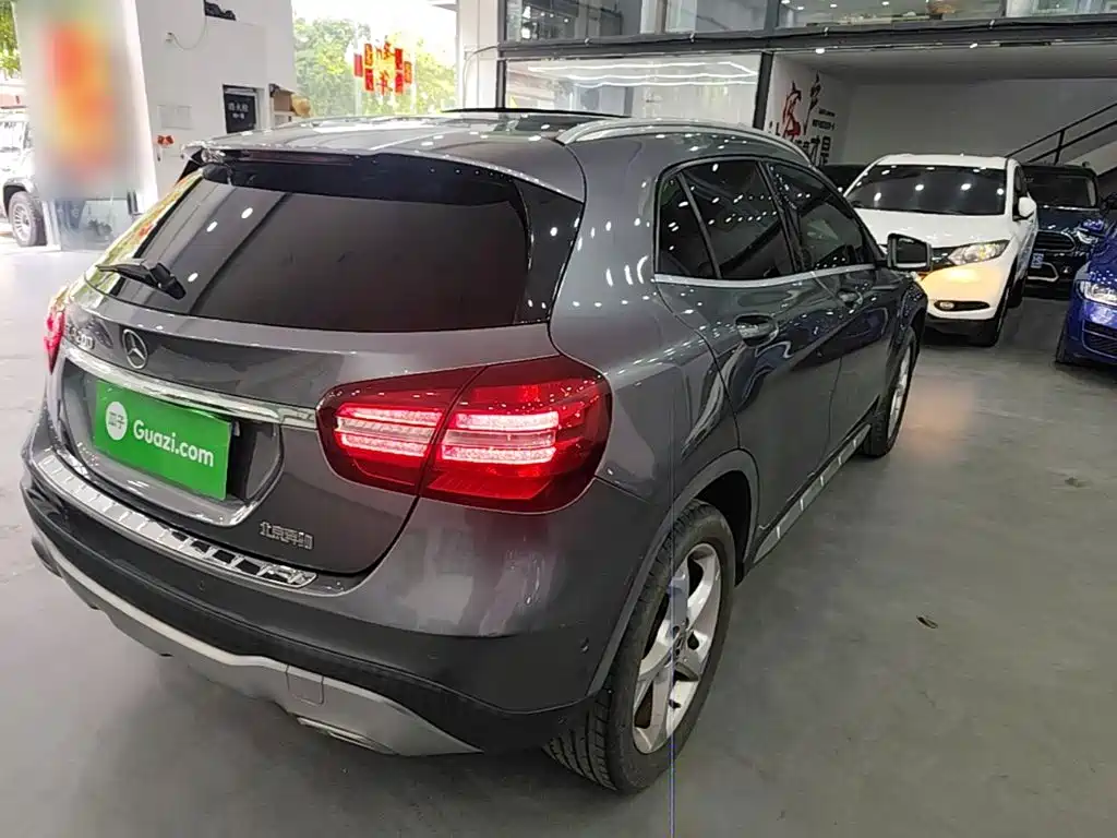 Mercedes-Benz GLA — миниатюра 7