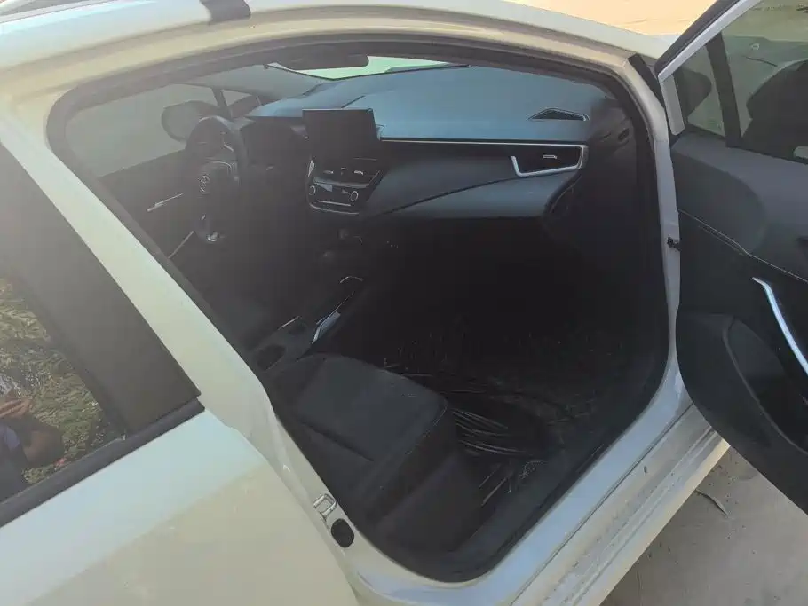 Toyota Corolla — миниатюра 8