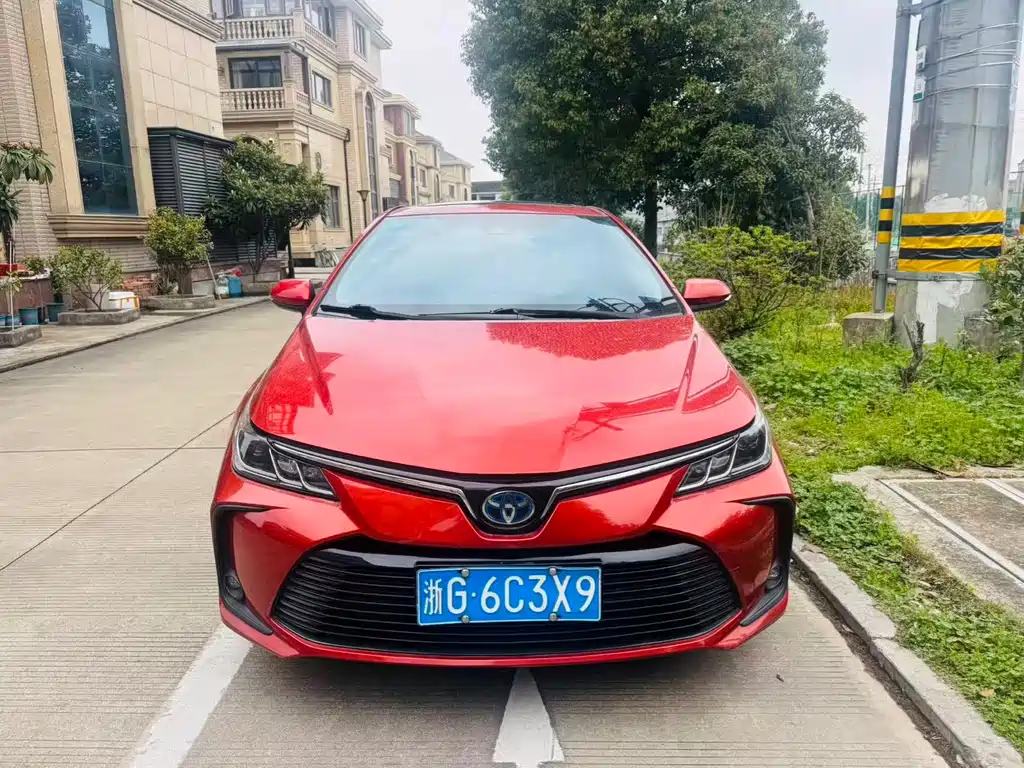 TOYOTA COROLLA