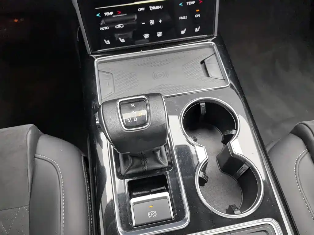Hongqi Hongqi HS7 — миниатюра 13