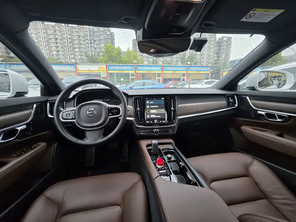 Volvo V90 — миниатюра 3