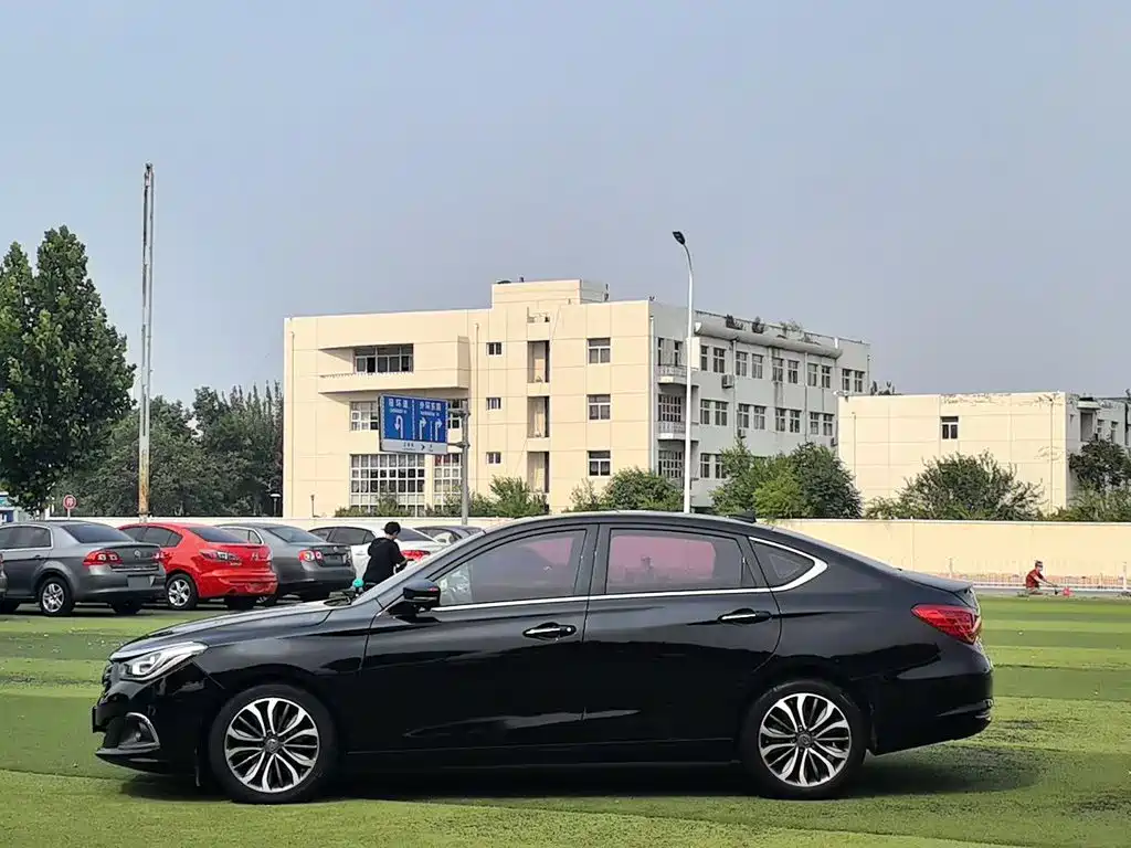 GAC GA6 2016 235T DCT Luxury