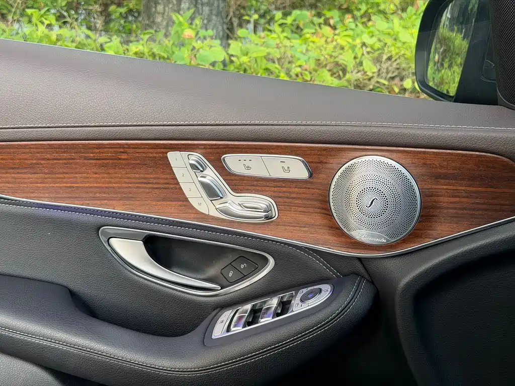Mercedes-Benz GLC — миниатюра 11