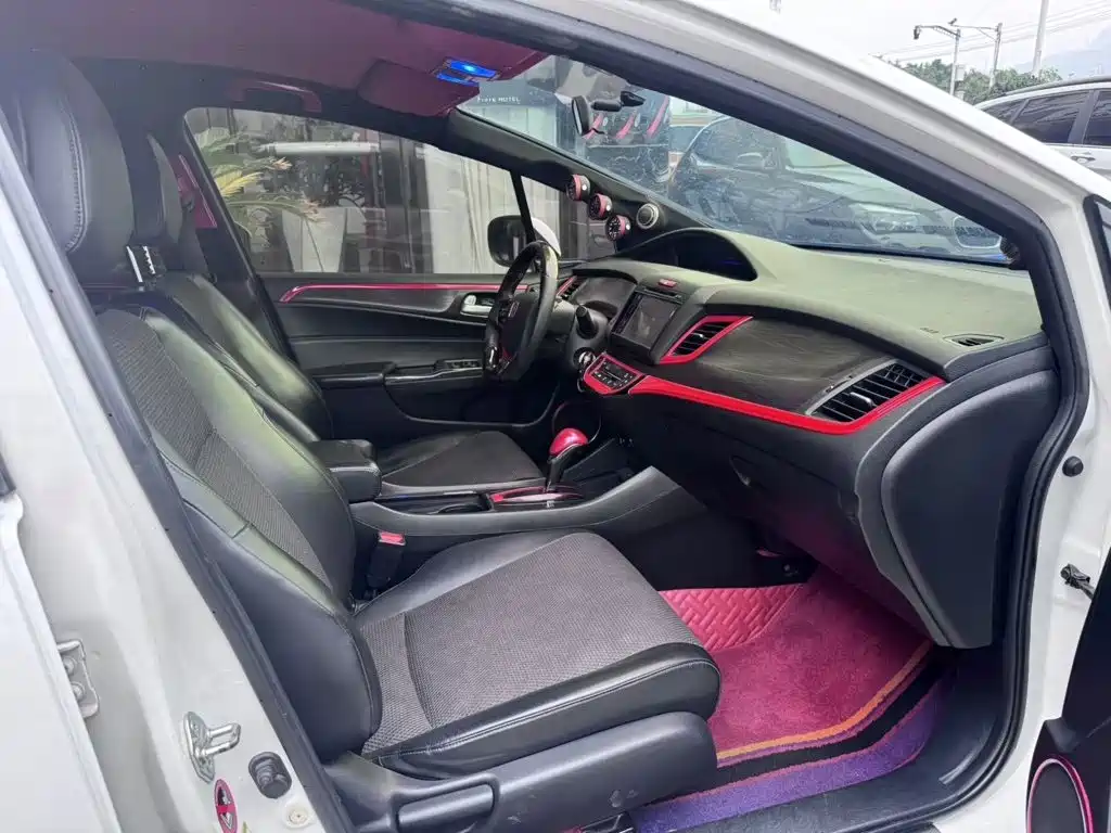 Honda Jade — миниатюра 9