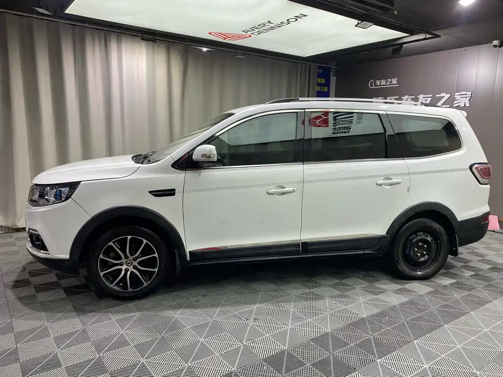 DONGFENG JINGYI X6