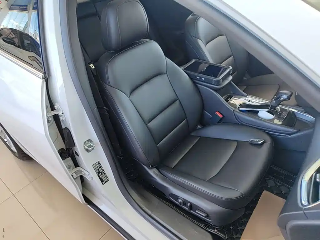 Chevrolet Malibu XL — миниатюра 25
