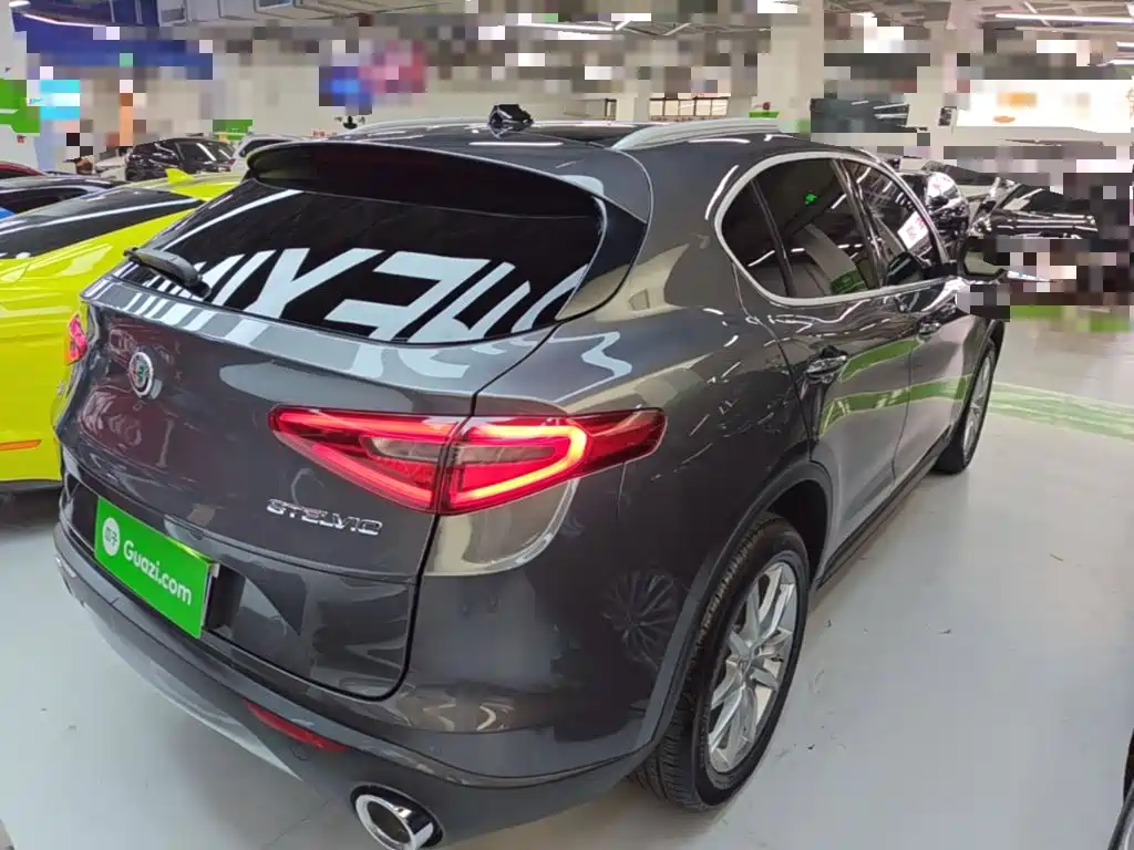Alfa Romeo Stelvio 2020 2.0T 280HP Luxury