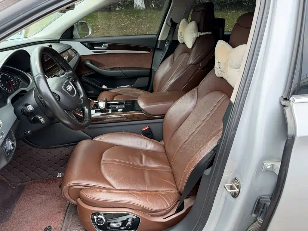 Audi A8 2011 A8L 3.0 TFSI quattro Luxury (213kW