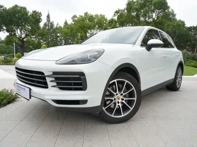 PORSCHE CAYENNE 2019