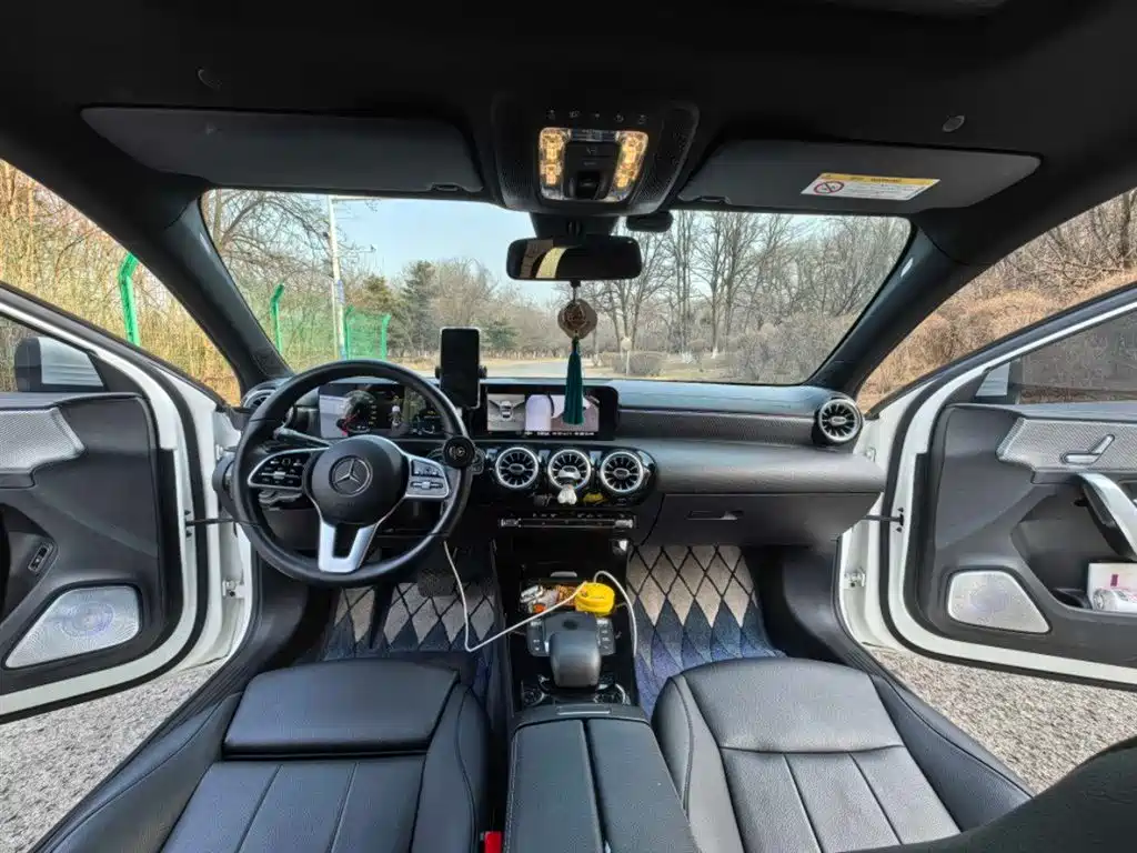 MERCEDES-BENZ A CLASS