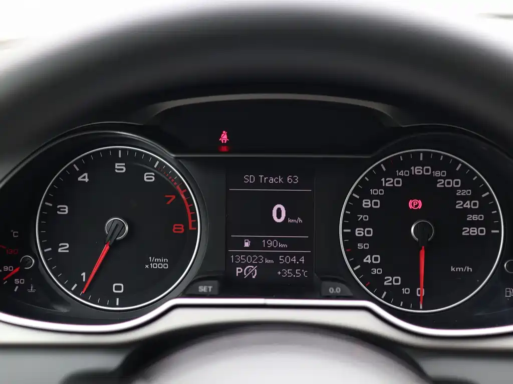 Audi A4L — миниатюра 7