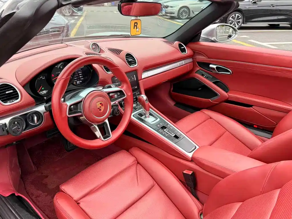 Porsche 718 2016 Boxster 2.0T