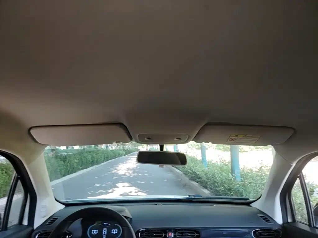 Leapmotor Leapmotor T03 — миниатюра 18
