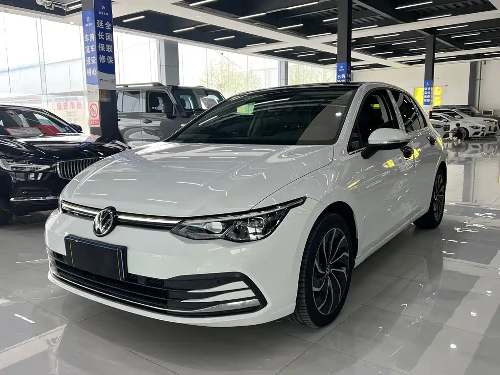 Volkswagen Golf 2022