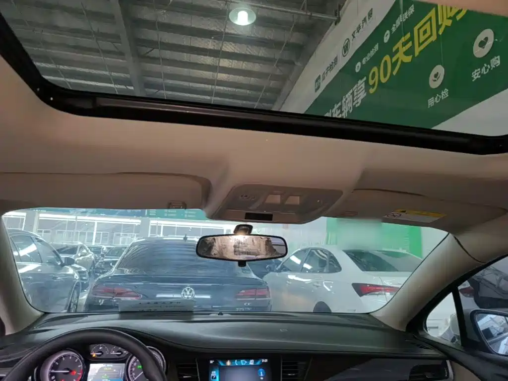 Buick Verano — миниатюра 18