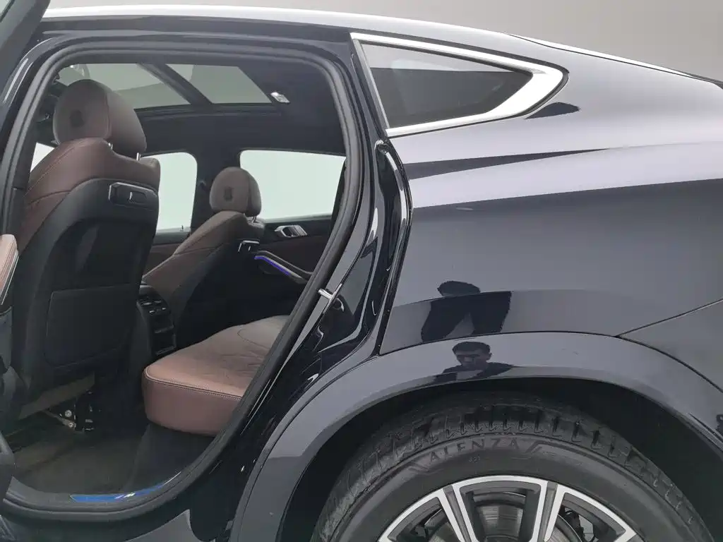 BMW X6 — миниатюра 15