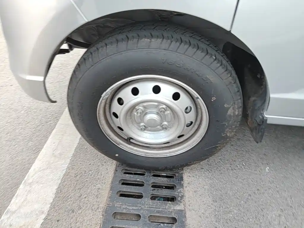 Wuling Rongguang S — миниатюра 23