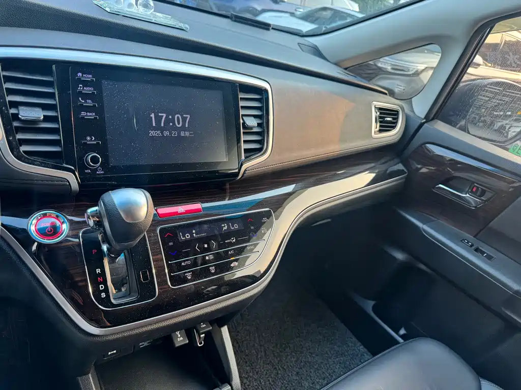 Honda Odyssey — миниатюра 16