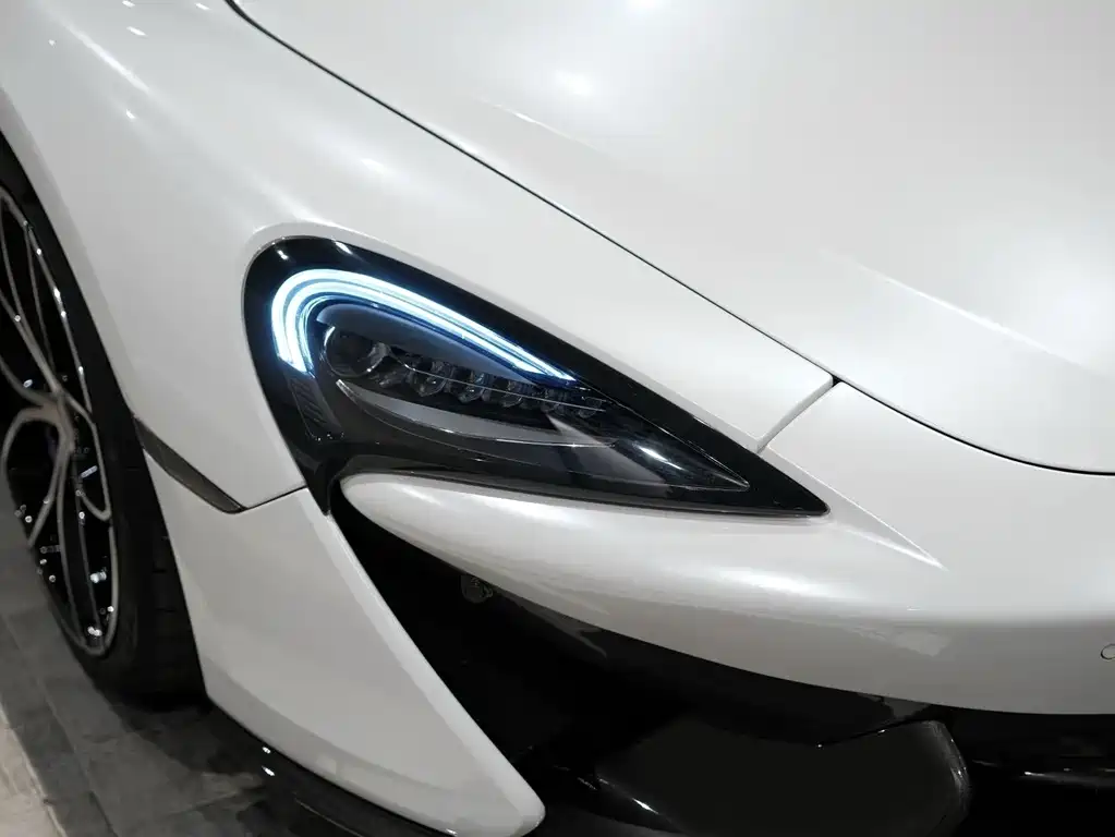 McLaren 570 — миниатюра 10