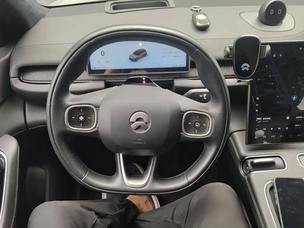 NIO ES6 — миниатюра 11