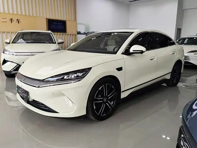 2025 BYD Qin