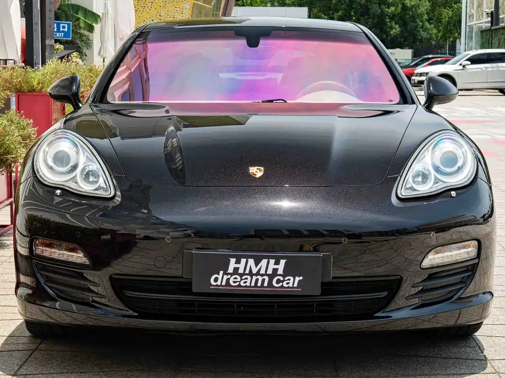 Porsche Panamera 2010 Panamera S 4.8L