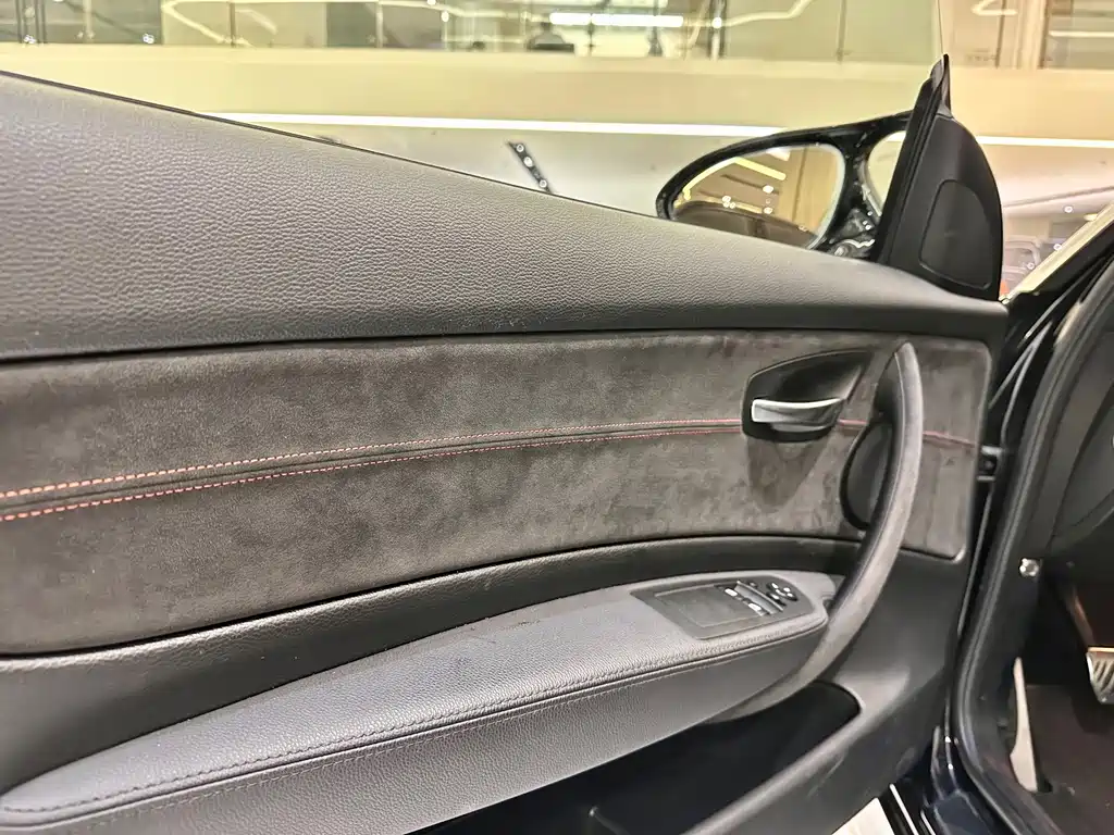 BMW 1 Series M — миниатюра 5
