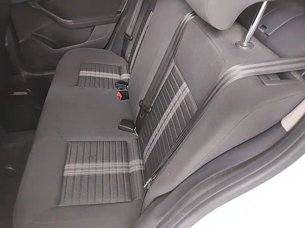 Volkswagen Lavida — миниатюра 17