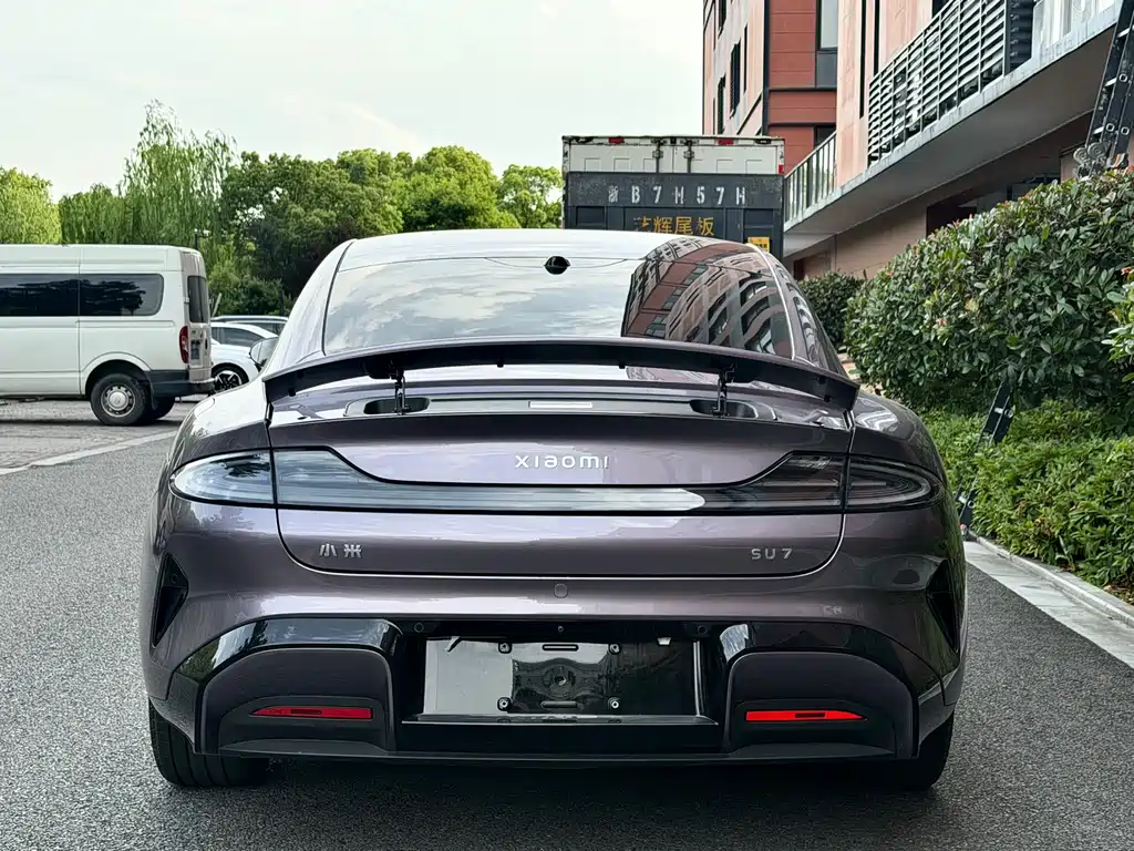 Xiaomi SU7 — миниатюра 12