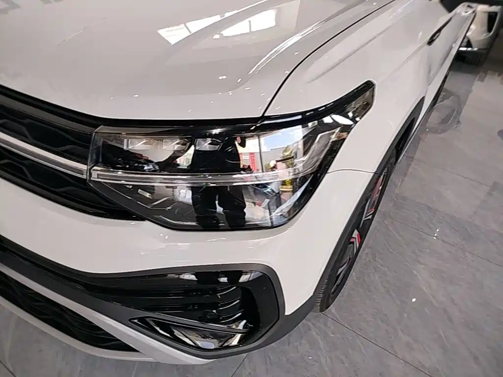 Volkswagen Tharu — миниатюра 24