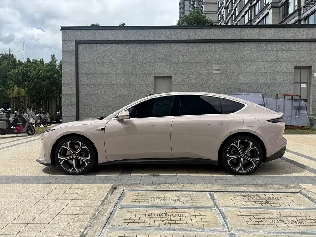 NIO ET5 — миниатюра 16