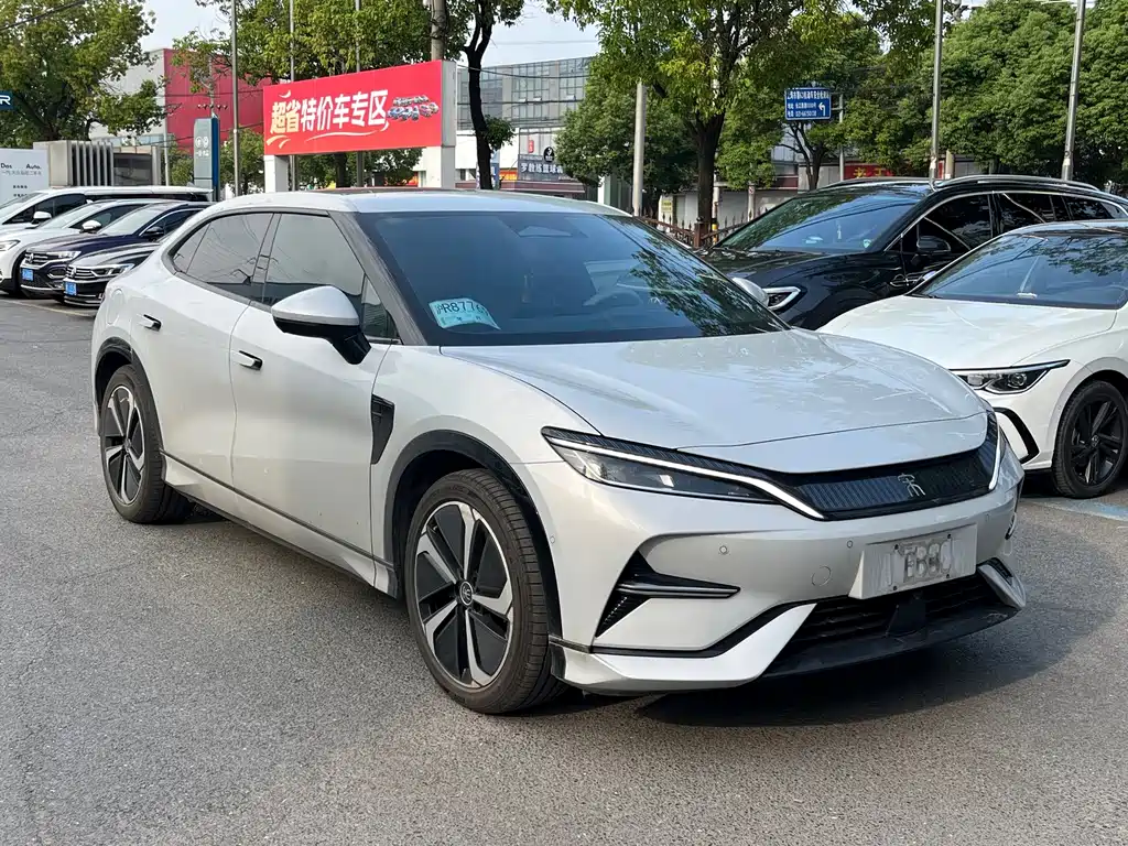 BYD L EV — миниатюра 3