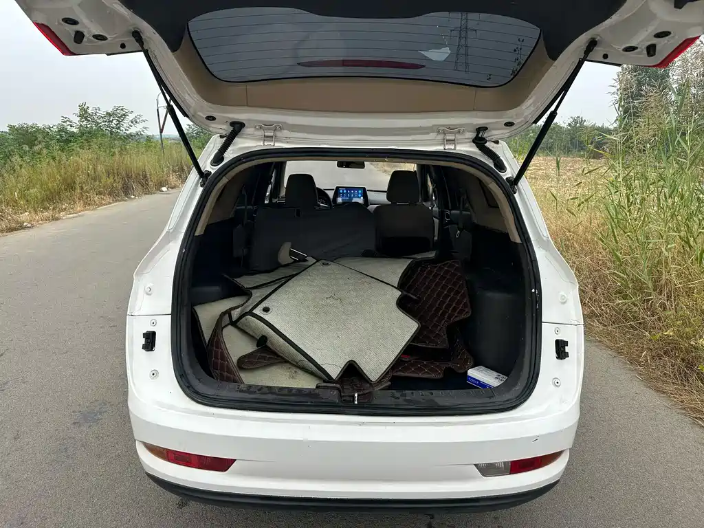 Baojun 310W — миниатюра 7