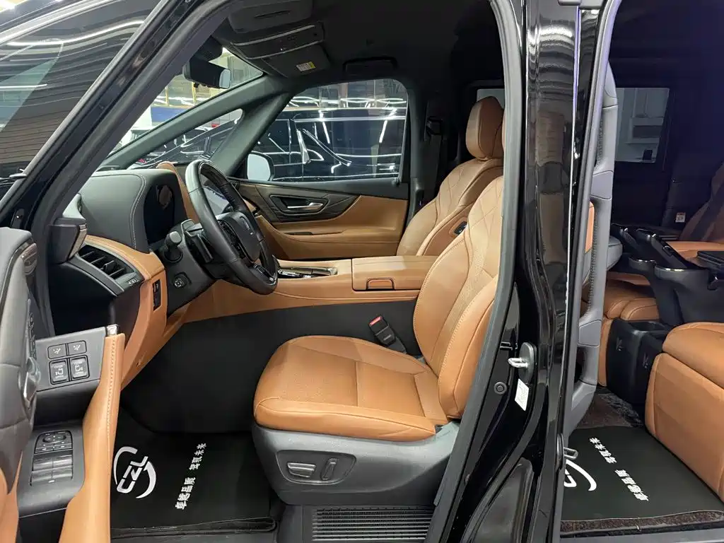 Toyota Vellfire — миниатюра 8