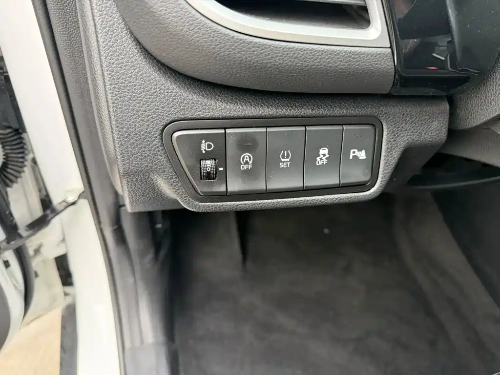 Kia Seltos — миниатюра 11