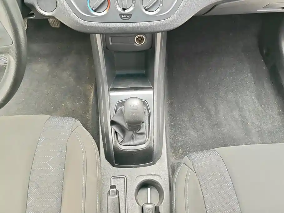 Baojun 310 — миниатюра 16