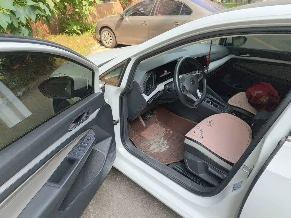 Volkswagen Golf — миниатюра 14