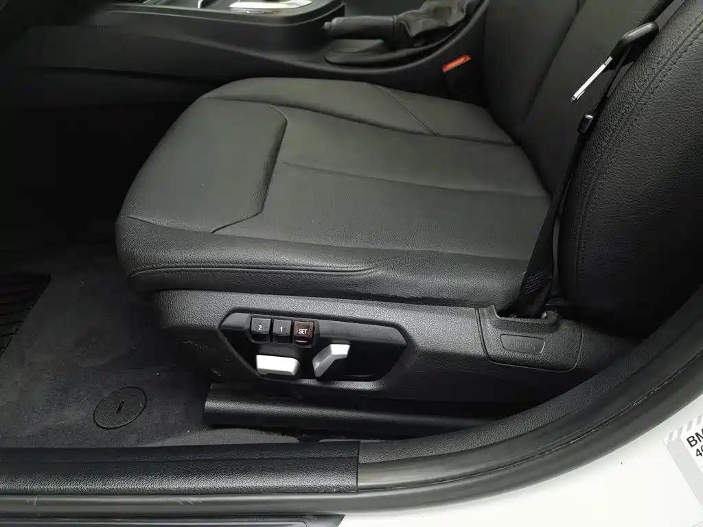 BMW 3 Series — миниатюра 20