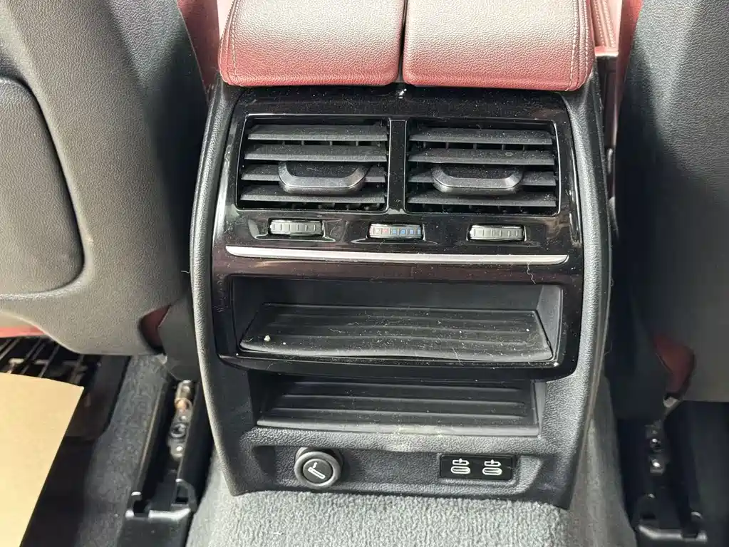 BMW 5 Series — миниатюра 18