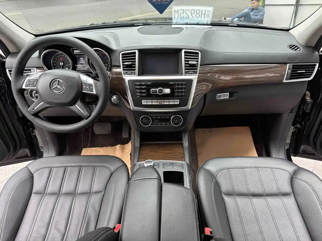 Mercedes-Benz GL-Class — миниатюра 3