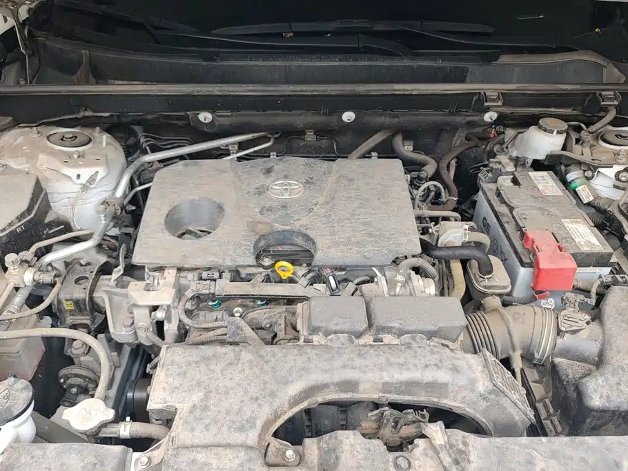 Toyota RAV4 — миниатюра 10