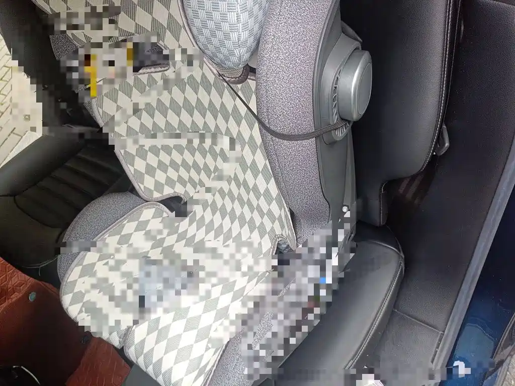 Ford Mondeo — миниатюра 14