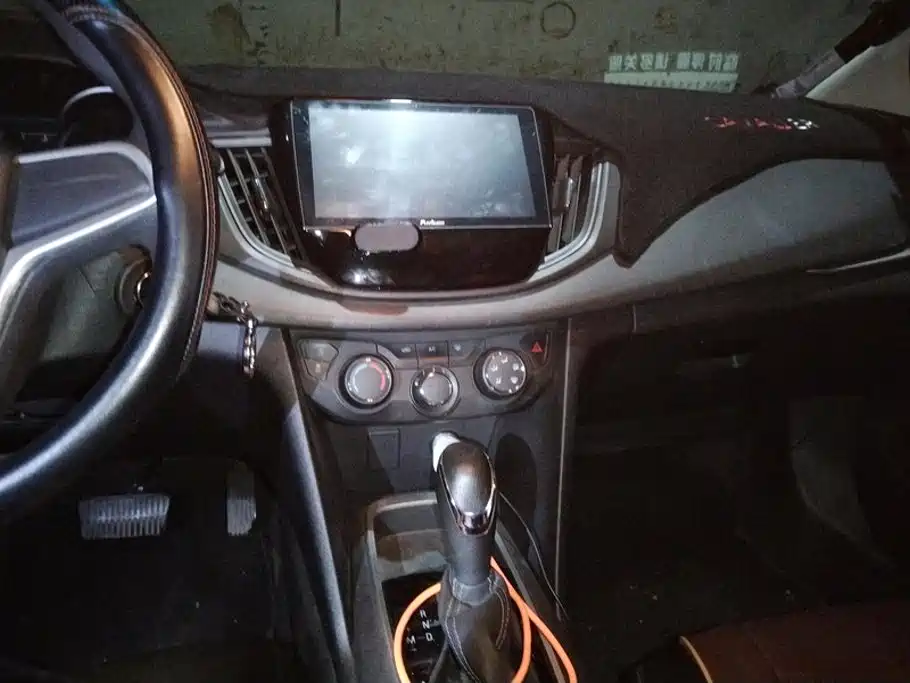 Chevrolet Cavalier — миниатюра 13