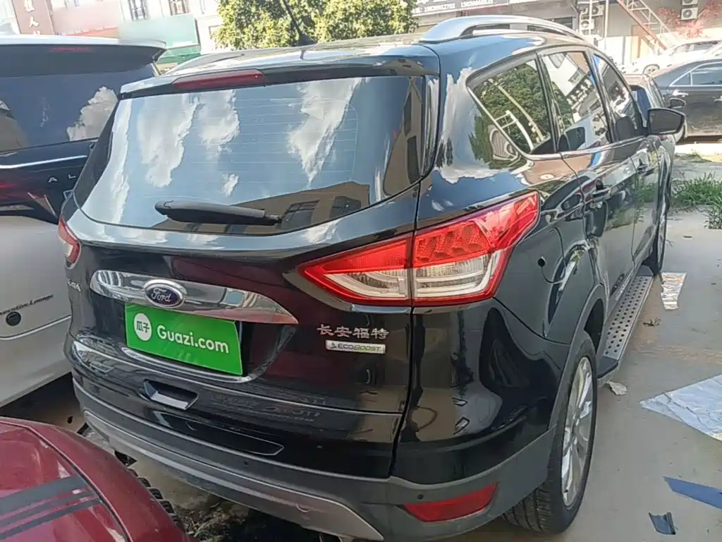 Ford Kuga — миниатюра 6
