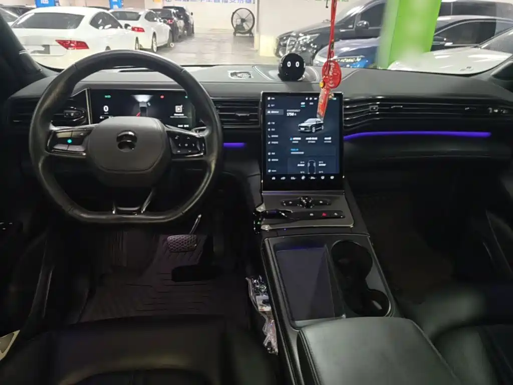 NIO ES6 — миниатюра 10