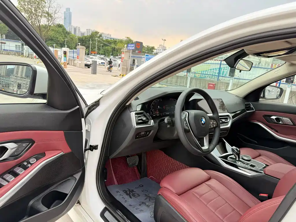 BMW 3 Series — миниатюра 4